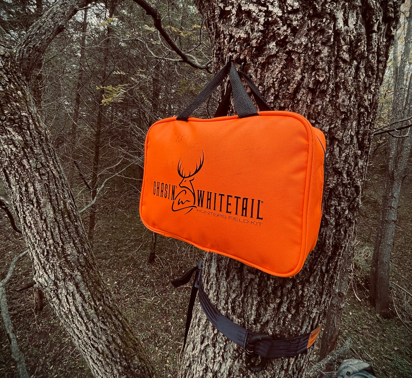 THE "ORIGINAL" HUNTERS FIELD KIT